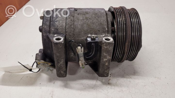 Volvo V70 Ilmastointilaitteen kompressorin pumppu (A/C) P30761390