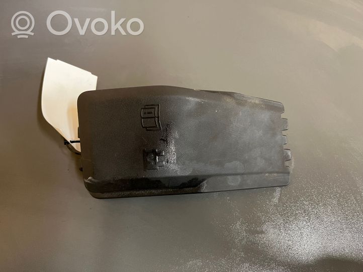 Volvo V60 Pokrywa skrzynki bezpieczników 31337340