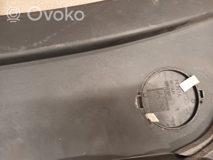 Volvo V60 Wiper trim 