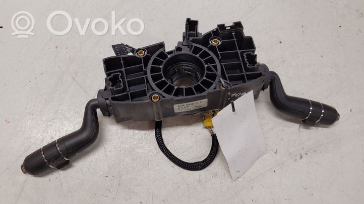 Jaguar XF X250 Leva/interruttore dell’indicatore di direzione e tergicristallo 8W831335AA