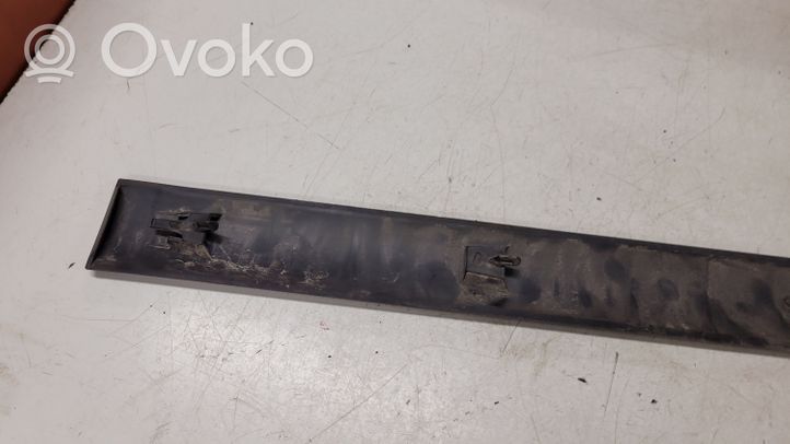 Peugeot 307 Moulure de porte avant 9634011077