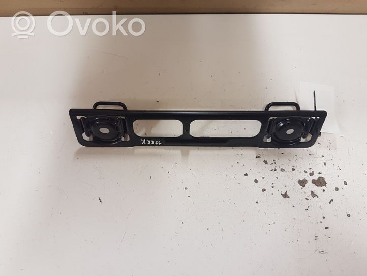 Volvo V40 Support de fixation ISOFIX 06815557