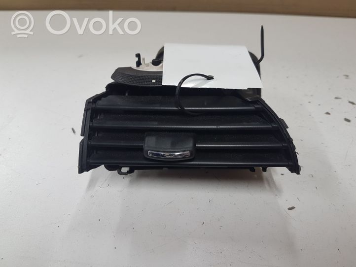 Citroen C4 I Picasso Boczna kratka nawiewu deski rozdzielczej 303843