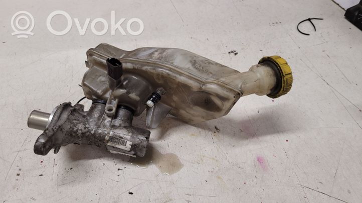 Citroen C3 Główny cylinder hamulca 32067093