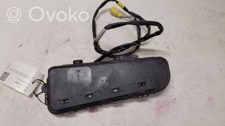 Nissan Almera N16 Poduszka powietrzna Airbag fotela ARJD0108115505