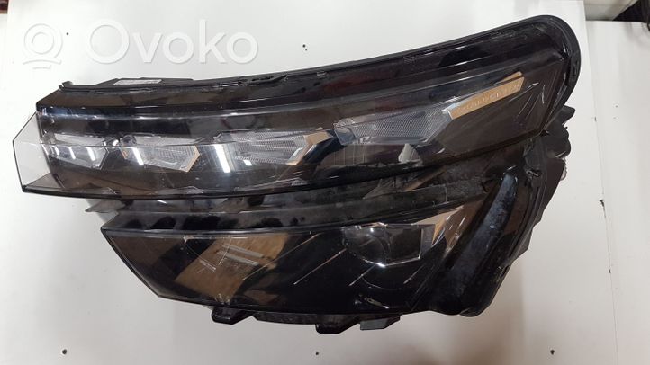 Skoda Kamiq Faro delantero/faro principal 0021377705