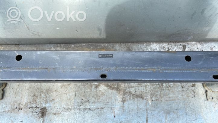 Toyota Avensis T270 Poprzeczka zderzaka przedniego 
