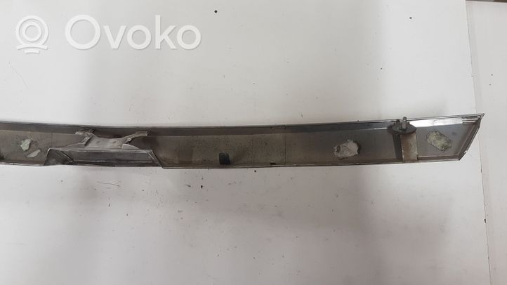 Opel Astra H Poszycie / Tapicerka tylnej klapy bagażnika 461088395