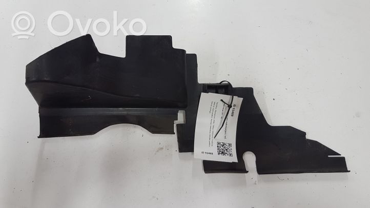 Ford Focus Wlot / Kanał powietrza intercoolera 3M518311A