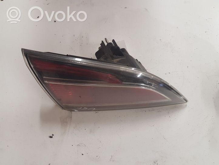 Mazda 6 Lampy tylnej klapy bagażnika GS2A513F0