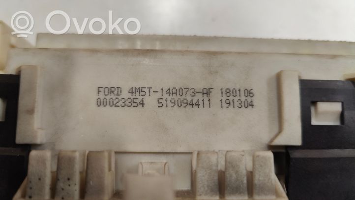 Ford Focus Ramka / Moduł bezpieczników 4M5T14A073AF