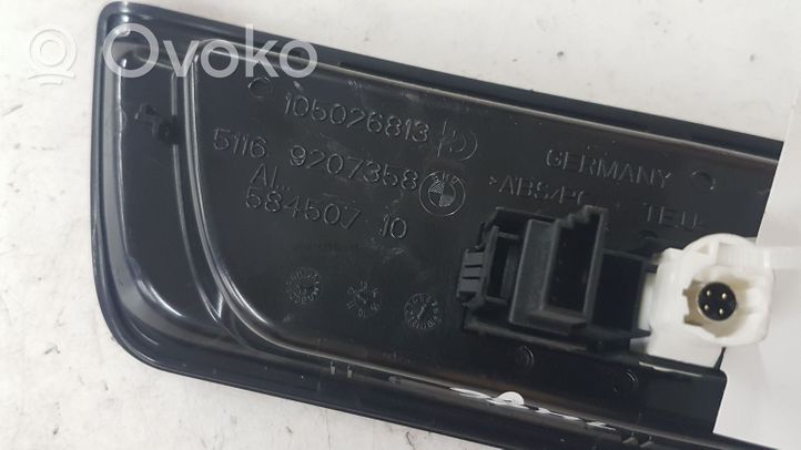 BMW 3 F30 F35 F31 Connettore plug in USB 105026813