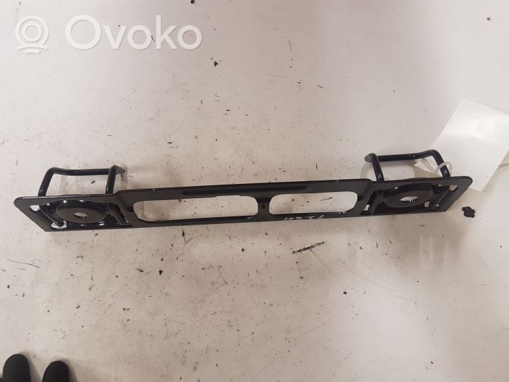 Volvo V40 Кронштейн ISOFIX 06815557