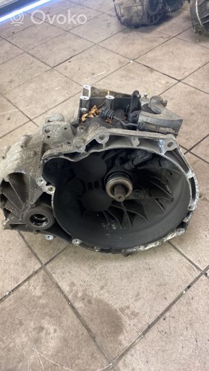 Volvo V60 Mechaninė 6 pavarų dėžė BG9R7F096BA