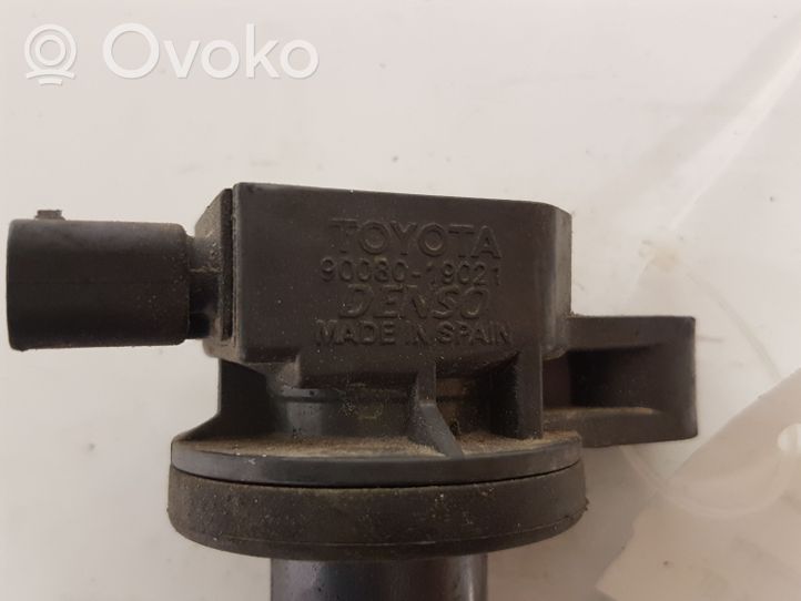 Toyota Yaris Cewka zapłonowa wysokiego napięcia 9008019021