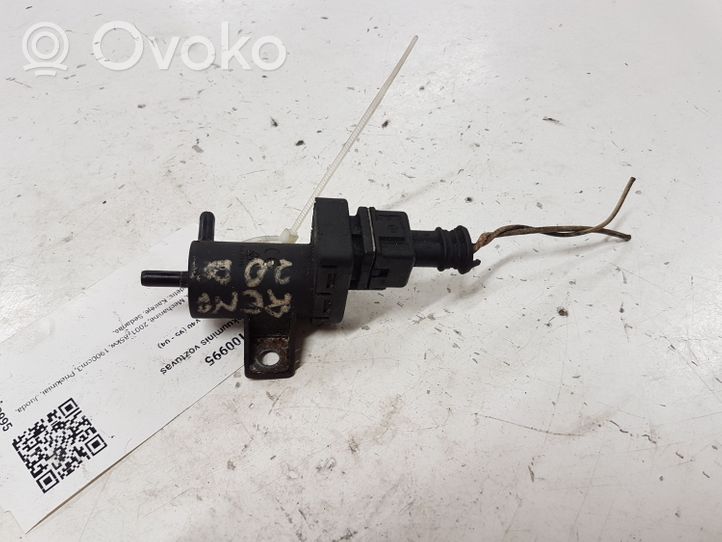 Volvo S40, V40 Electrovanne Soupape de Sûreté / Dépression 7700113709