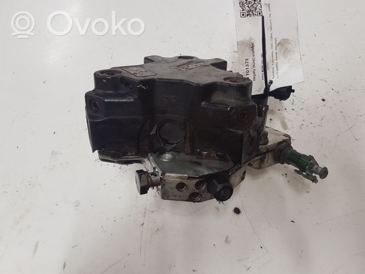 Volvo XC90 Polttoaineen ruiskutuksen suurpainepumppu 30756125