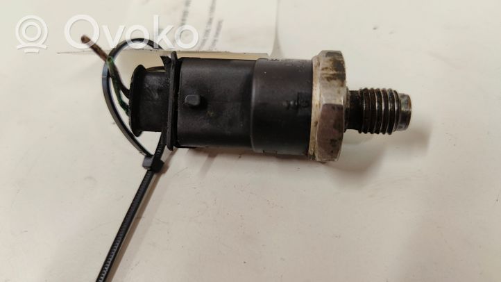 Renault Scenic II -  Grand scenic II Fuel pressure sensor 0281002522