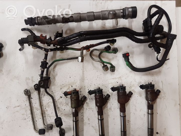 Hyundai Tucson TL Set sistema iniezione carburante 0445214323