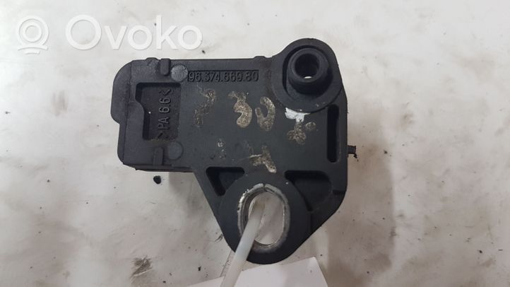 Citroen C4 I Alkūninio veleno padėties daviklis 9637466980