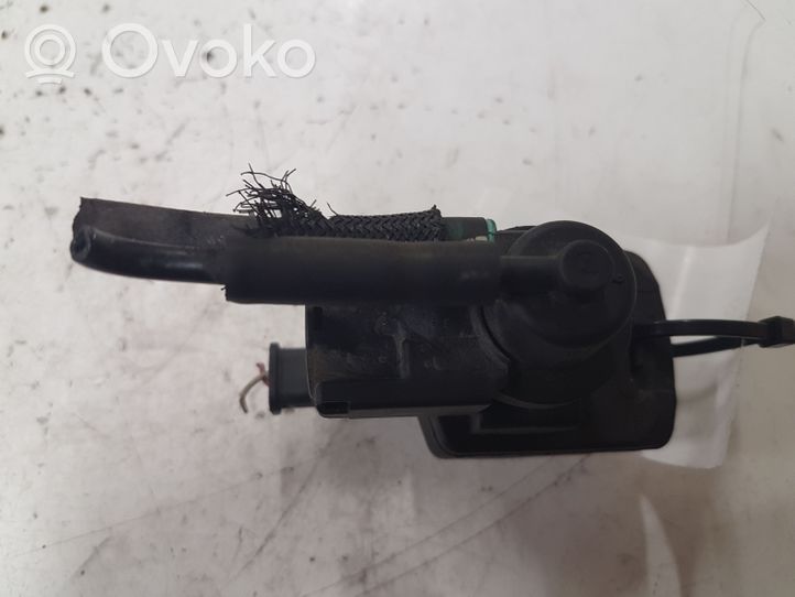 BMW 3 F30 F35 F31 Zawór podciśnienia / Elektrozawór turbiny 70177712