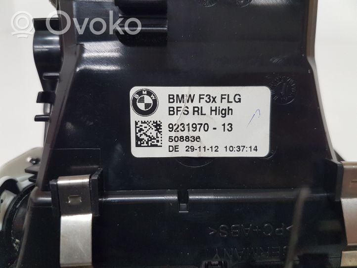 BMW 3 F30 F35 F31 Boczna kratka nawiewu deski rozdzielczej 923197013