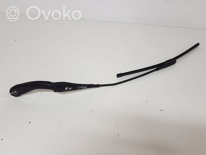 BMW 3 F30 F35 F31 Priekinio stiklo valytuvas 726048504