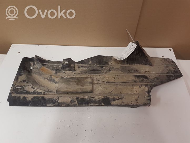 Volvo V40 Alustan takasuoja välipohja 30681921