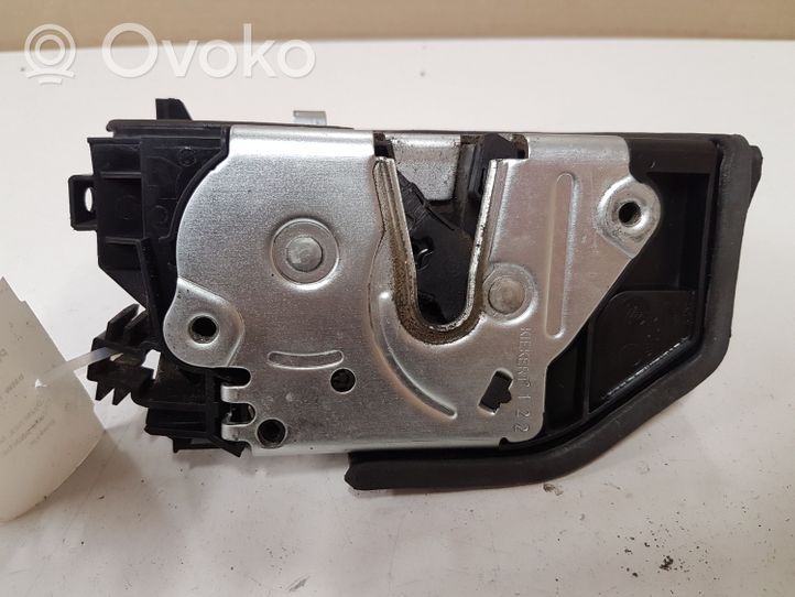 BMW 1 F20 F21 Serrure de porte avant 7202150