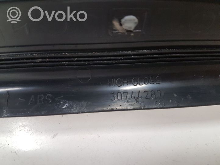 Volvo V50 Front sill trim cover 08622671