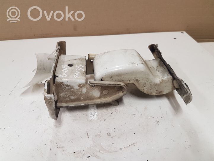 Opel Vivaro Rear door lower hinge 312304K