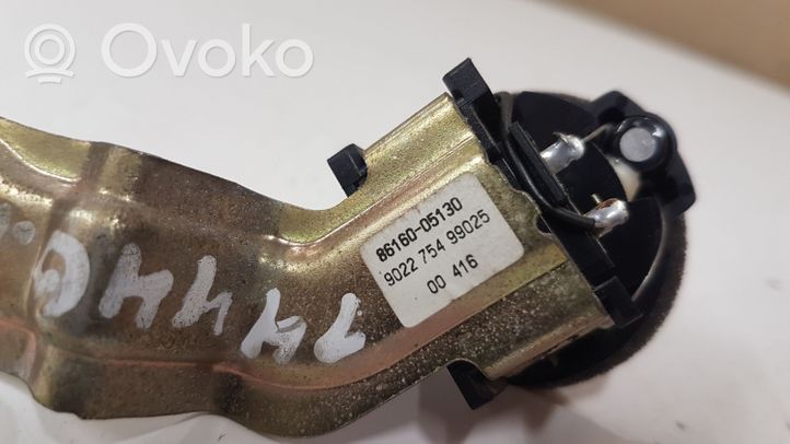 Toyota Avensis T250 Głośnik wysokotonowy drzwi przednich 8616005130