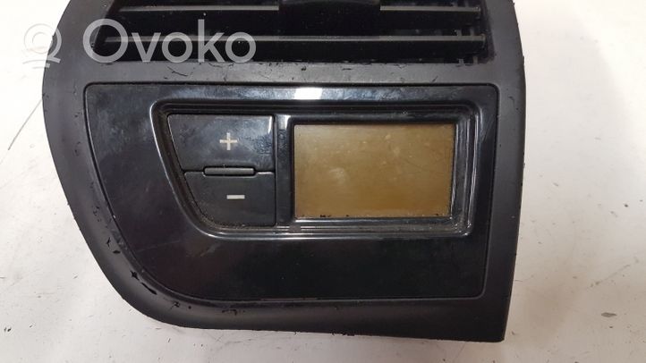 Citroen C4 Grand Picasso Boczna kratka nawiewu deski rozdzielczej 965962747700