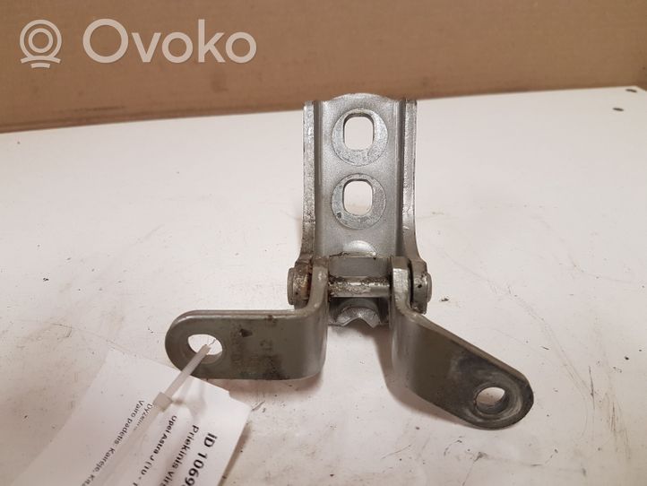 Opel Astra J Front door upper hinge 