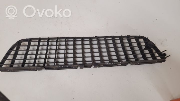 Opel Vectra C Grille inférieure de pare-chocs avant 