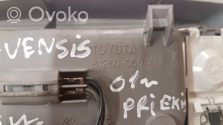 Toyota Avensis T220 Etuistuimen valo 8126005040
