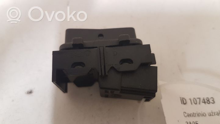 Volvo V70 Central locking switch button 30710476