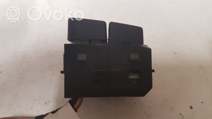 Volvo V50 Bouton interrupteur programme de stabilité ESP 8691530