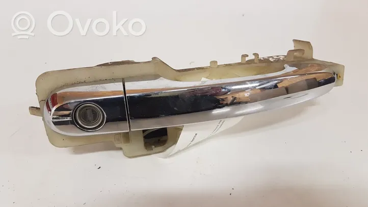 KIA Sorento Front door exterior handle 