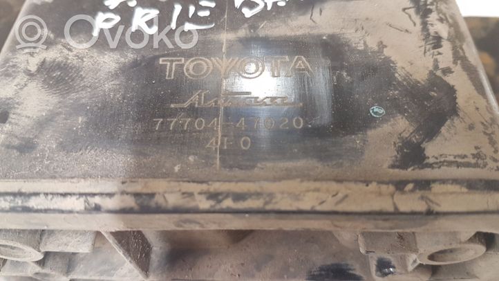 Toyota Prius (XW20) Aktiivihiilisuodattimen polttoainehöyrysäiliö 7770447020