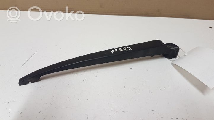 BMW 5 E39 Rear wiper blade arm 8221453