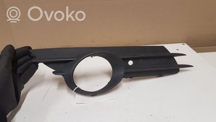 Opel Corsa D Verkleidung Nebelscheinwerfer / Gitter vorne 475498858