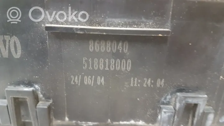 Volvo V50 Ramka / Moduł bezpieczników 30737024