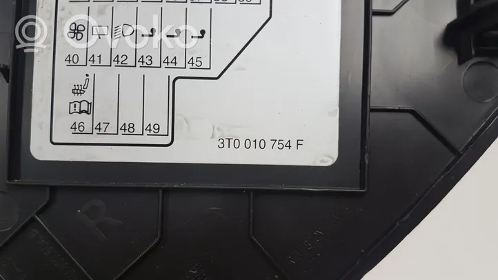 Skoda Superb B6 (3T) Boczny element deski rozdzielczej 3T0010754F