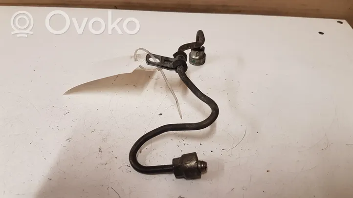 Volvo V40 Tuyau d'alimentation d'injecteur de carburant 