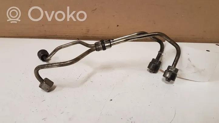 Volvo V40 Tuyau d'alimentation d'injecteur de carburant 