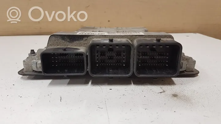 Peugeot 3008 I Sterownik / Moduł ECU 9676761080