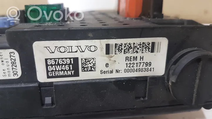 Volvo XC90 Fuse module 12217799