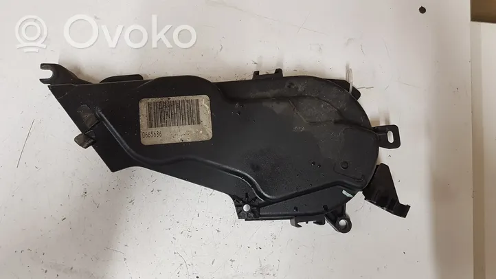 Volvo V50 Cache carter courroie de distribution 9655399580