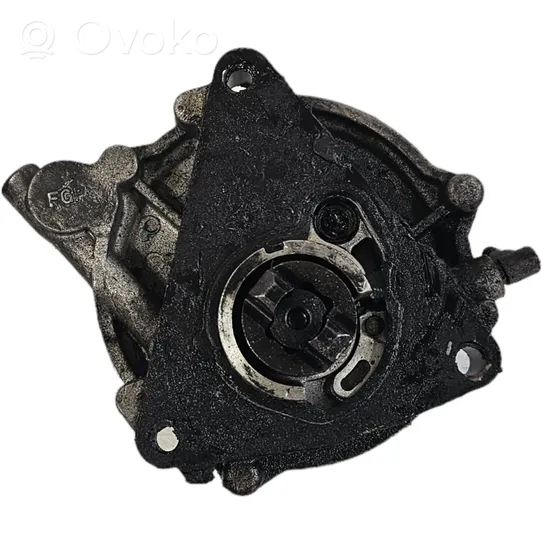 Opel Zafira B Vacuum pump 